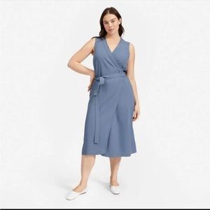 Everlane Japanese GoWeave Sleevesless Wrap Dress in Dusty Blue, Size 8